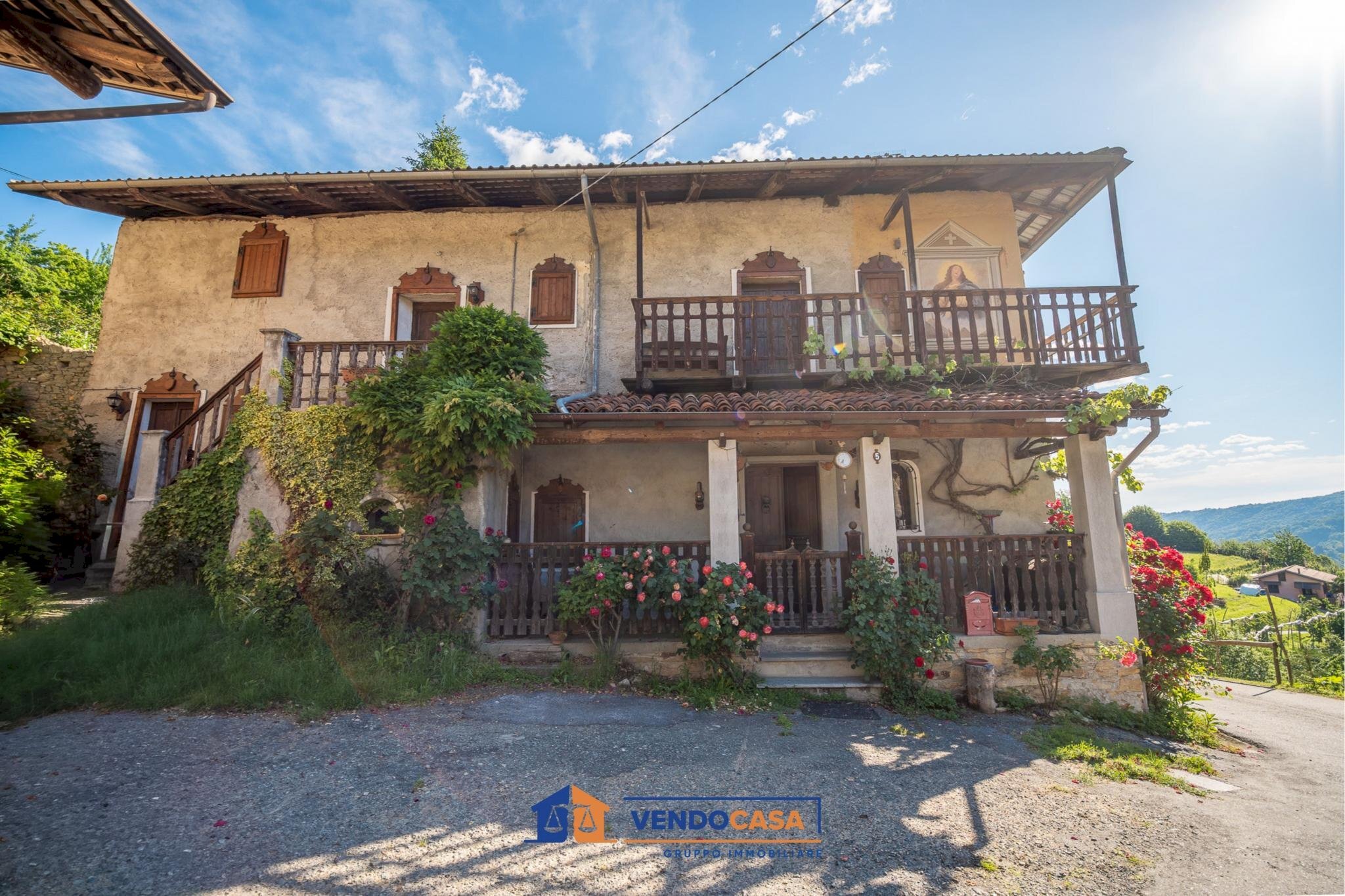 Independent house Brondello - photo 2