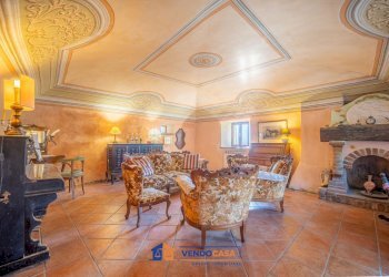 Independent house Brondello - photo 15