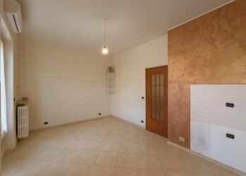 Four-room apartment Asti - photo 8