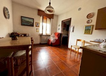 Four-room apartment Via Dietro Castello, Pavone Canavese - photo 18
