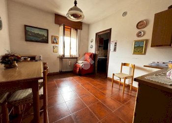 Four-room apartment Via Dietro Castello, Pavone Canavese - photo 19