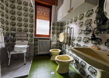 Four-room apartment Via Dietro Castello, Pavone Canavese - photo 29