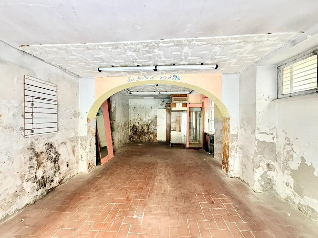 Negozio Via IV Novembre, Albisola Superiore - foto 1
