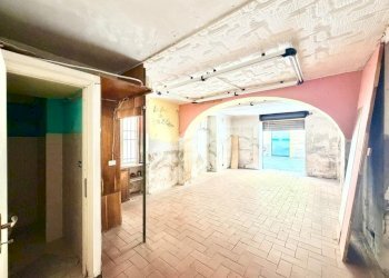 Shop Via IV Novembre, Albisola Superiore - photo 7