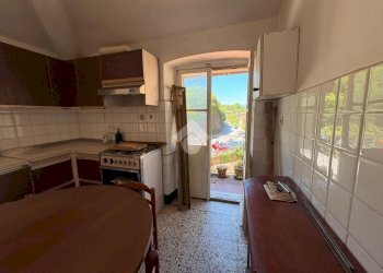 Three-room apartment Piazza Guglielmo Marconi, Sant'Olcese - photo 8