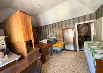 Three-room apartment Piazza Guglielmo Marconi, Sant'Olcese - photo 18