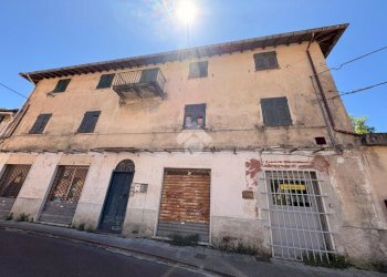 Three-room apartment Piazza Guglielmo Marconi, Sant'Olcese - photo 21