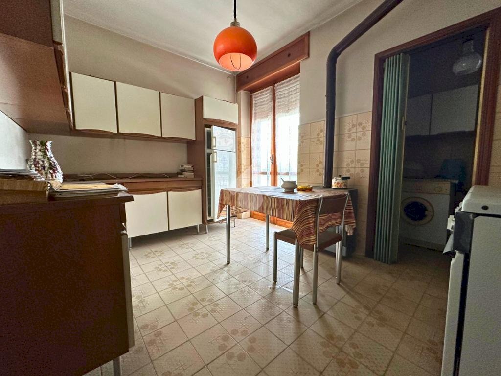 Four-room apartment Via giuseppe mazzini, Tronzano Vercellese - photo 2