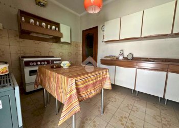 Four-room apartment Via giuseppe mazzini, Tronzano Vercellese - photo 5