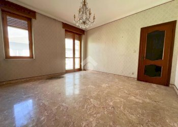 Four-room apartment Via giuseppe mazzini, Tronzano Vercellese - photo 8