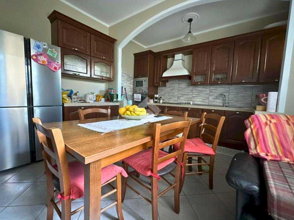 Four-room apartment Via C. Colombo, Santhià - photo 2