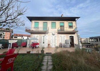 Two-room apartment Via Casale, San Mauro Torinese - photo 1