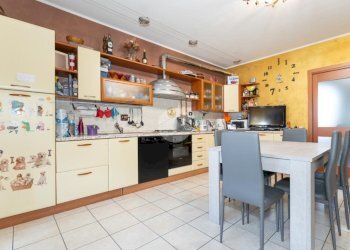 Trilocale Via alle Fabbriche, Caselle Torinese - foto 2