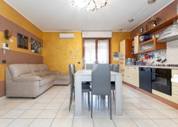Trilocale Via alle Fabbriche, Caselle Torinese - foto 3