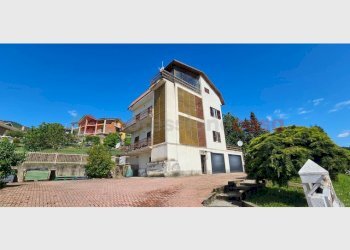 Villa Bifamiliare via marconi, 3, San Pietro Val Lemina - foto 1