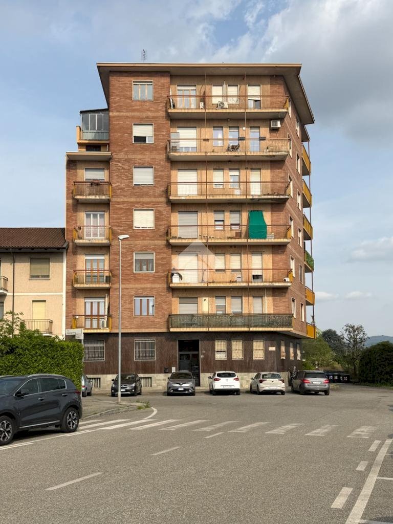 Three-room apartment Via stampalia, Grugliasco - photo 1
