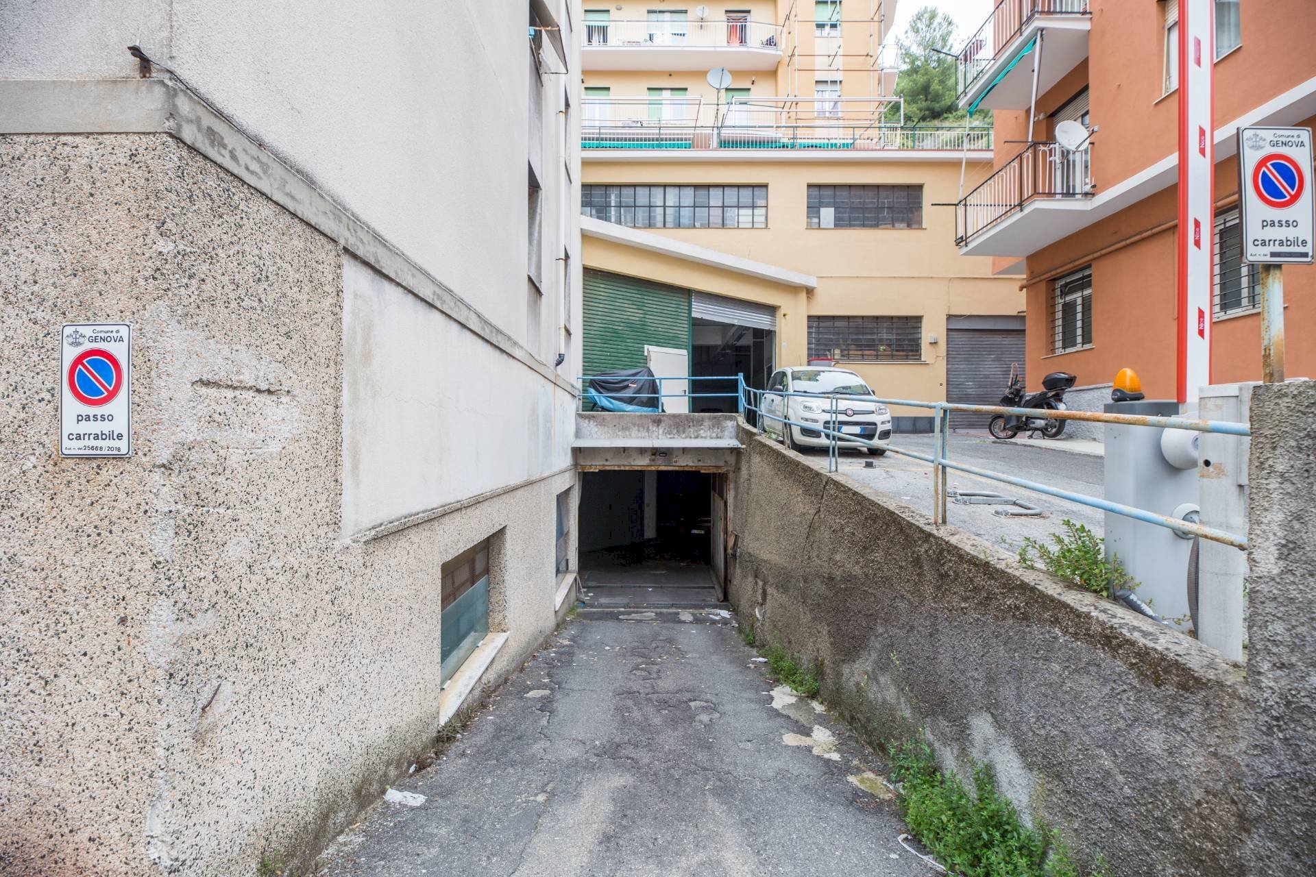 Foto 2 - Box Via Pasquale Berghini
66R, Genova - photo 2