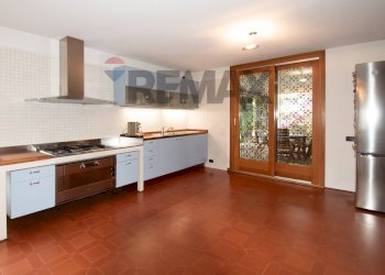 Villa via Brescia, 40 
 Desio, Desio - foto 9