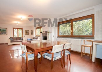 Villa via Brescia, 40 
 Desio, Desio - foto 10