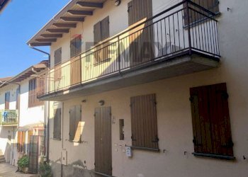 Portion of a house via Riva, 6 
 Viadanica, Viadanica - photo 1