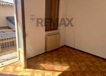 Portion of a house via Riva, 6 
 Viadanica, Viadanica - photo 6