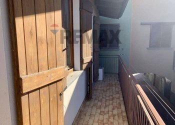 Portion of a house via Riva, 6 
 Viadanica, Viadanica - photo 9