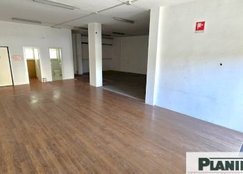 Foto 4 - Commercial Premises Via luzzatti
 
15, Bari - photo 4
