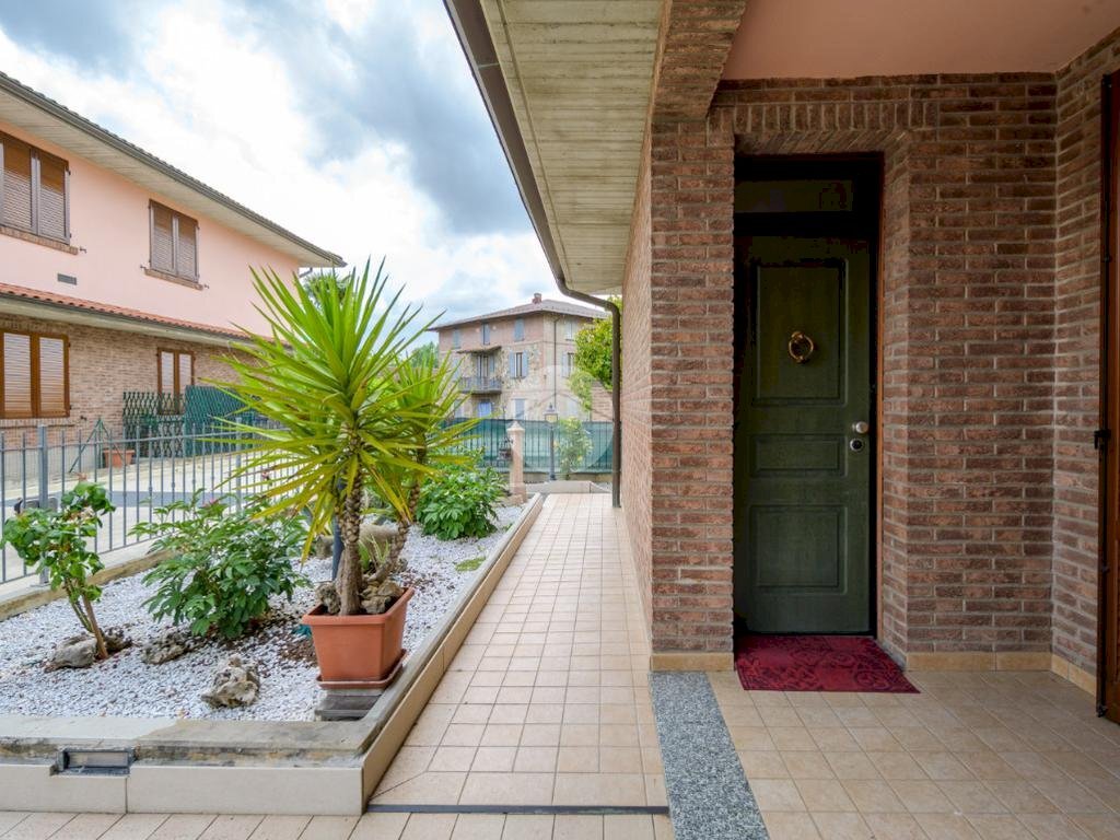 Villa a Schiera Via Claudia, Savignano sul Panaro - foto 2