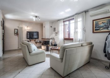 Villa a Schiera Via Claudia, Savignano sul Panaro - foto 7
