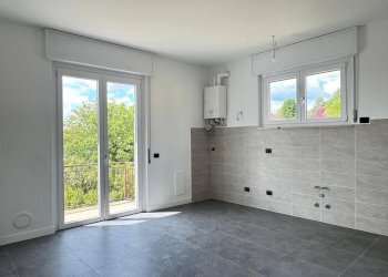 Foto 3 - Three-room apartment Via Monte Rosa, Cantello - photo 3