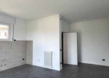 Foto 5 - Three-room apartment Via Monte Rosa, Cantello - photo 5