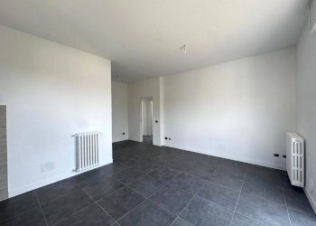 Foto 9 - Three-room apartment Via Monte Rosa, Cantello - photo 9