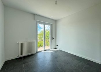 Foto 16 - Three-room apartment Via Monte Rosa, Cantello - photo 16