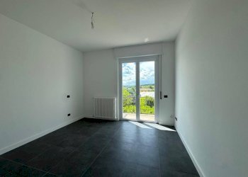 Foto 18 - Three-room apartment Via Monte Rosa, Cantello - photo 18
