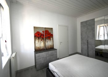 Foto 17 - Two-room apartment Via San Bartolomeo
 
20, Bernareggio - photo 17
