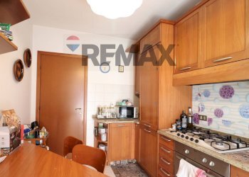 Two-room apartment via Garibaldi, 7 
 Almenno Basso, Almenno San Salvatore - photo 12