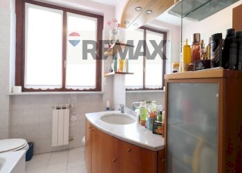 Two-room apartment via Garibaldi, 7 
 Almenno Basso, Almenno San Salvatore - photo 18