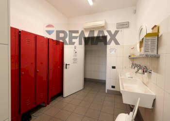 Commercial Premises Brembate di Sopra, BG, Brembate di Sopra - photo 6