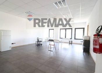 Office Brembate di Sopra, BG, Brembate di Sopra - photo 3