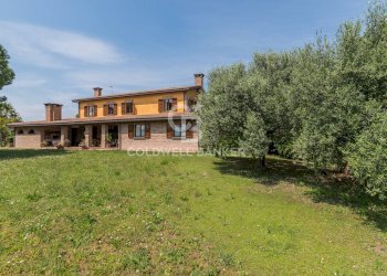 Foto 50 - Villa Viale Trebaci
 
50, Riccione - photo 50