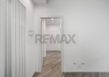 Hall / corridoio - Trilocale Pioltello - foto 16