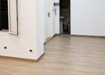 Stanza vuota - Bilocale Via Nicolai
 
280b, Bari - foto 4