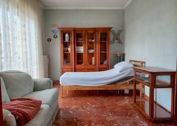 Camera / camera da letto - Four-room apartment Via Cristoforo Colombo
 
34, Mola di Bari - photo 18