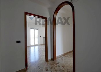 Hall / corridoio - Three-room apartment Via Don Giuseppe De Mattia
 
2, Capurso - photo 3