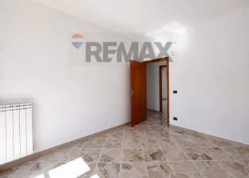 Stanza vuota - Three-room apartment Via Don Giuseppe De Mattia
 
2, Capurso - photo 15