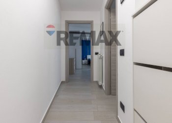 Hall / corridoio - Trilocale VIA SILVIO PELLICO
 
16, Arcisate - foto 21