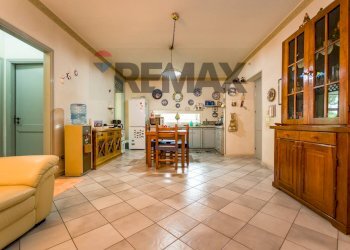 Sala da pranzo - Villa STRADA STATALE 113, Km. 248, Bagheria - photo 9