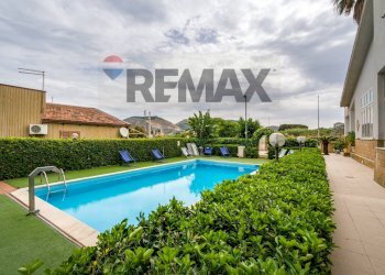 Piscina - Villa STRADA STATALE 113, Km. 248, Bagheria - photo 15