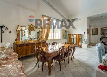 Sala da pranzo - Villa STRADA STATALE 113, Km. 248, Bagheria - photo 37