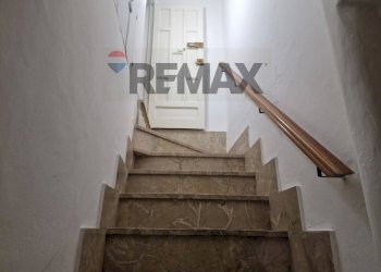 Scale - Semi-detached house piazza monsignor tommaso mannino
 
62, Carini - photo 13